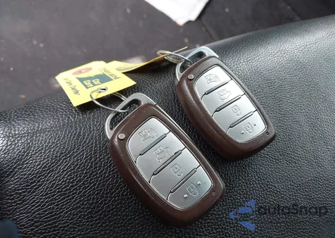 2019 Hyundai Sonata Limited z USA, uszkodzony, nr VIN 5NPE34AF3KH791265